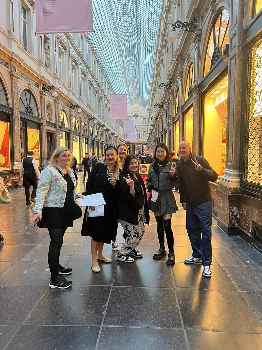 Treasure Hunt Brussels – Fun Team Building Activity Treasure Hunt Brussels - Fun Team Building Activity