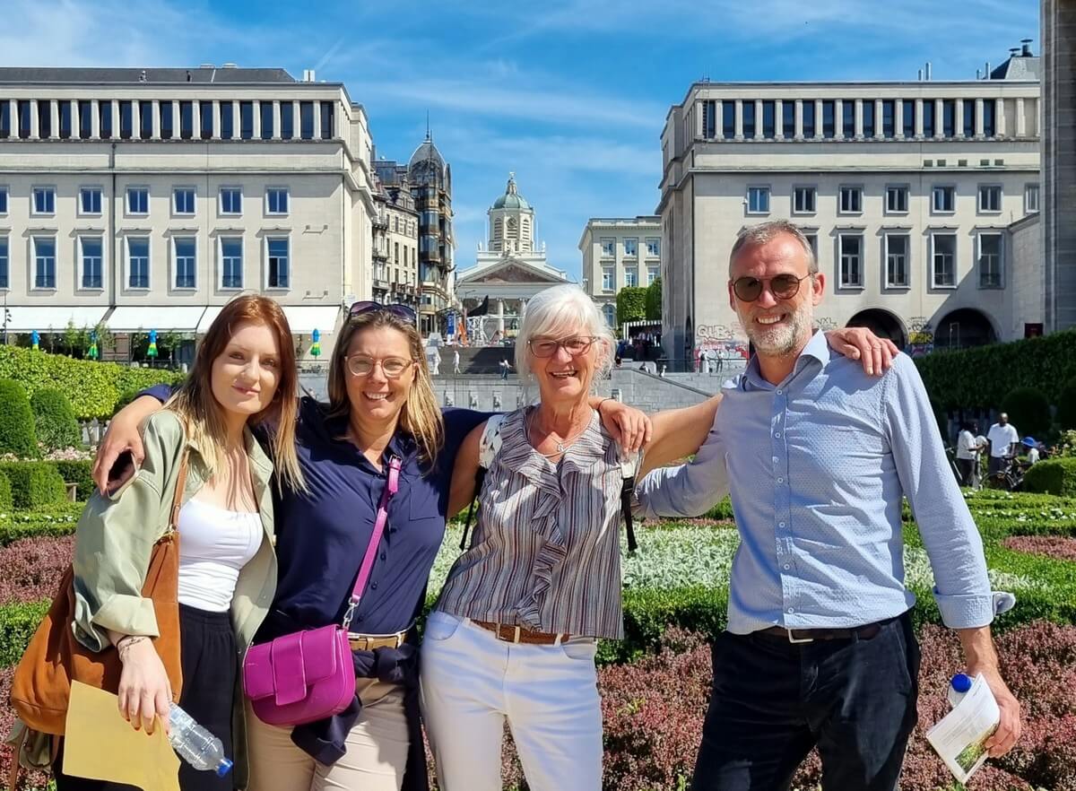 Treasure Hunt Brussels – Fun Team Building Activity Treasure Hunt Brussels - Fun Team Building Activity