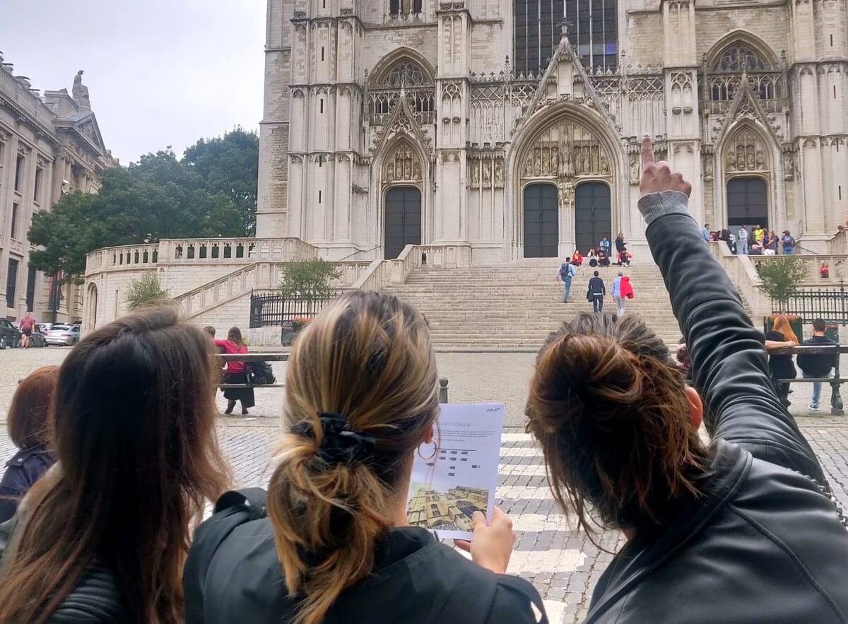 Treasure Hunt Brussels – Fun Team Building Activity Treasure Hunt Brussels - Fun Team Building Activity